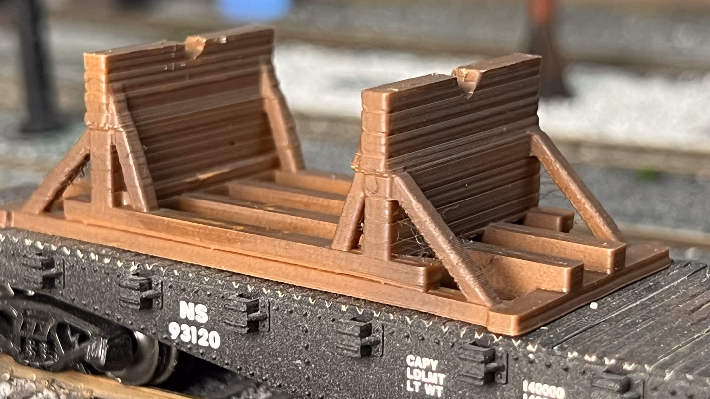 Photo of an HO Scale 3D printed model of a steel mill ladle on a pallet for a model railroad