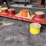 HO Scale cable drum load on pallet ready to run